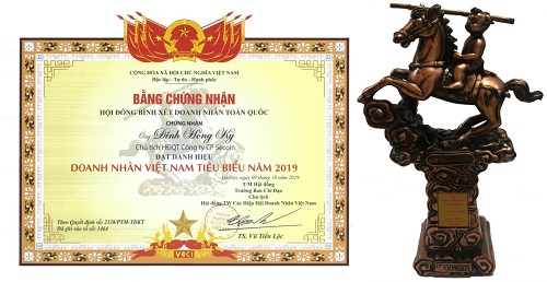 Bằng khen & Cúp Thánh Gióng của Phòng Thương mại và Công nghiệp Việt Nam (VCCI) trao tặng Ông Đinh Hồng Kỳ