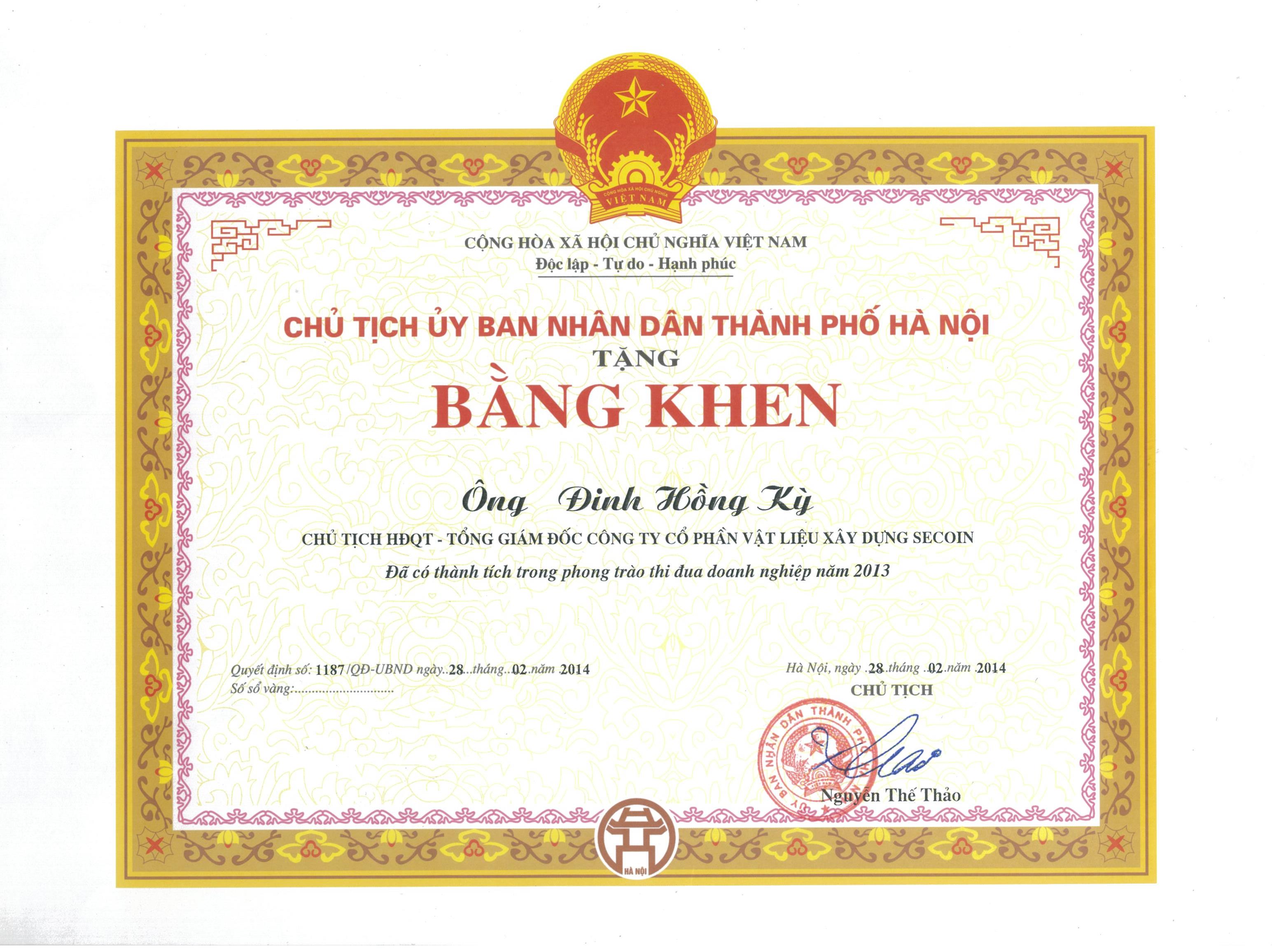 Bằng khen của Chủ tịch ủy ban nhân dân Thành phố Hà Nội trao tặng ông Đinh Hồng Kỳ